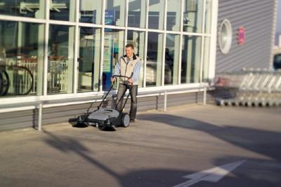 Spazzatrice manuale a spinta karcher
